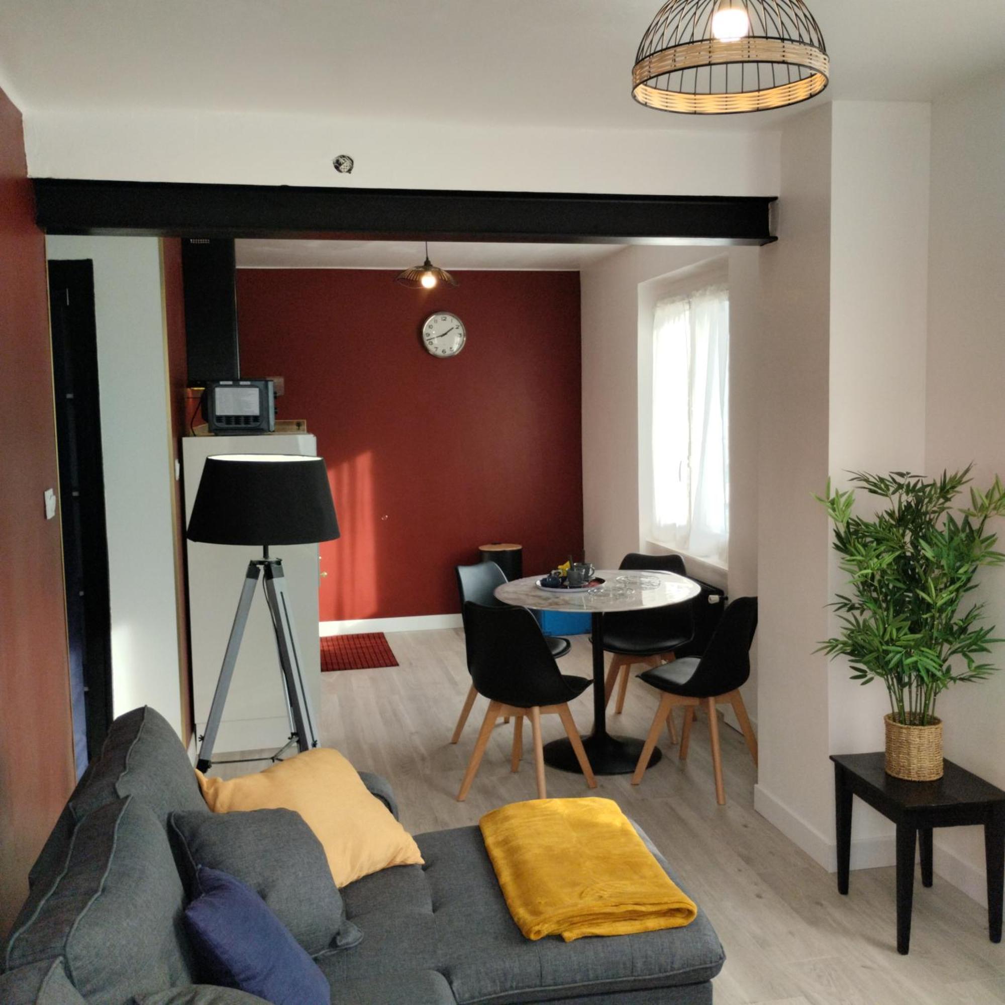 Appartement Verdoyant Au Bord Du Lac Leman Entre Evian Et Thonon Dans Une Villa Publier Exterior photo